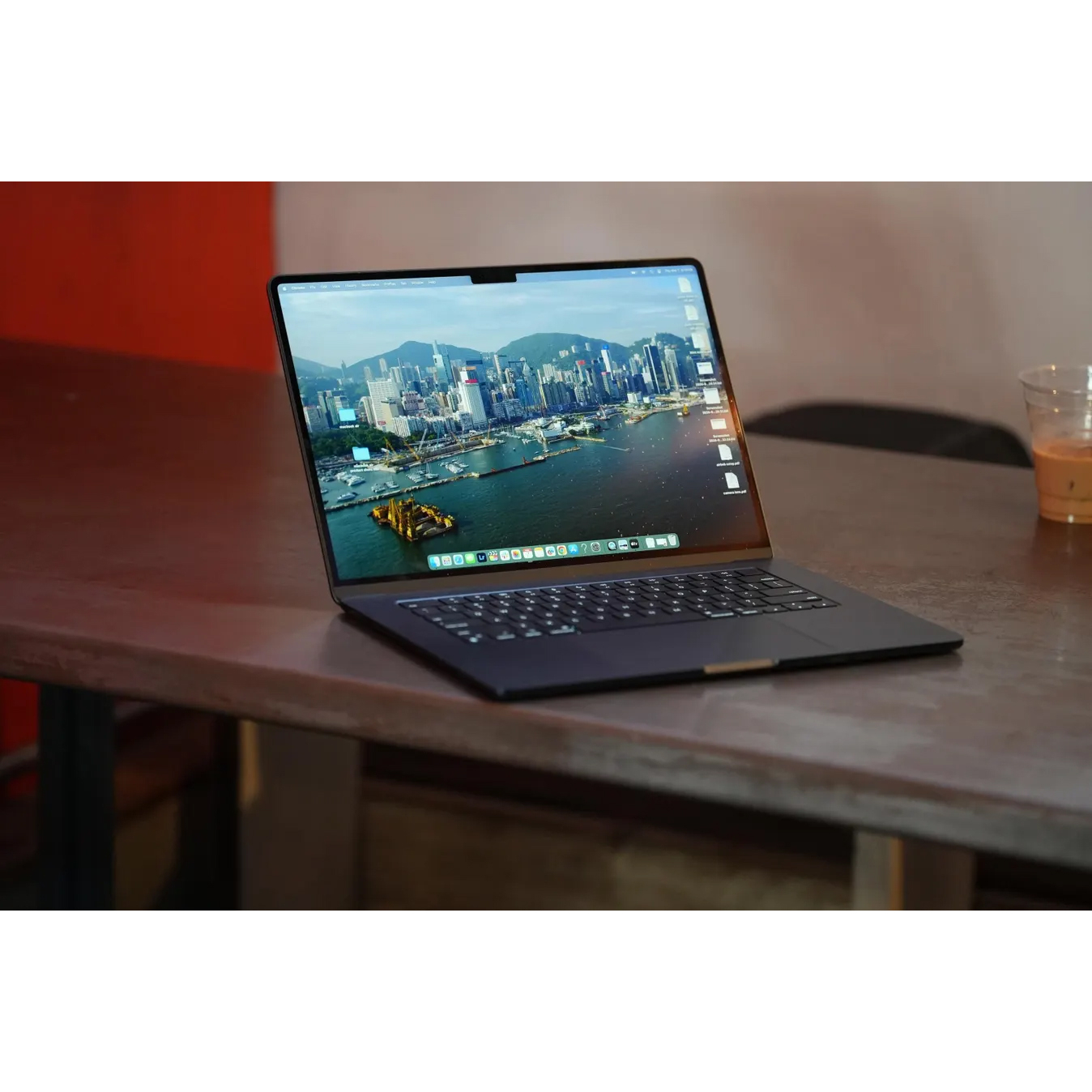 لپ تاپ 15.3 اینچی اپل مدل MacBook Air MRYT3 2024 LLA-M3-8GB RAM-512GB SSD