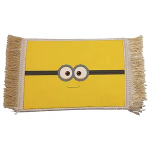 فرش ماشینی دیوارکوب مدل مینیون کد 24