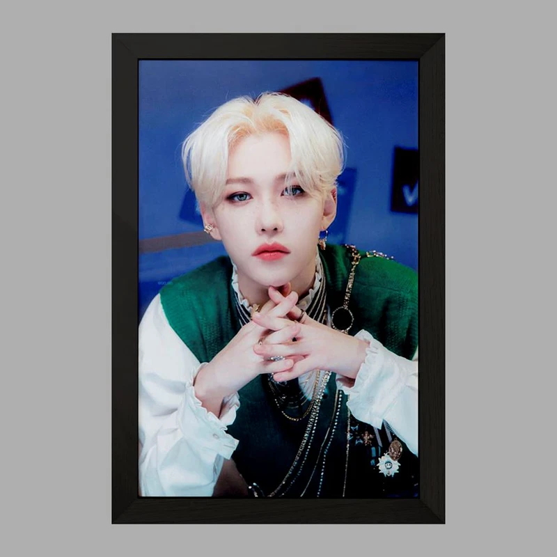 تابلو خندالو مدل فلیکس گروه استری کیدز Stary Kids  کد 16897