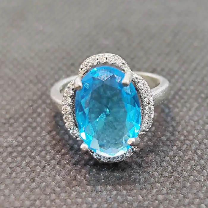 انگشتر نقره زنانه مدل سنگ توپاز کد 425