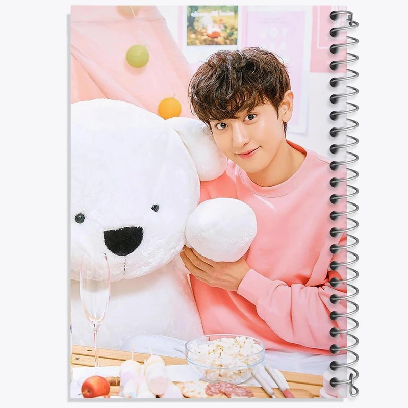 دفتر نقاشی 50 برگ خندالو مدل چانیول گروه اکسو EXO کد 16797