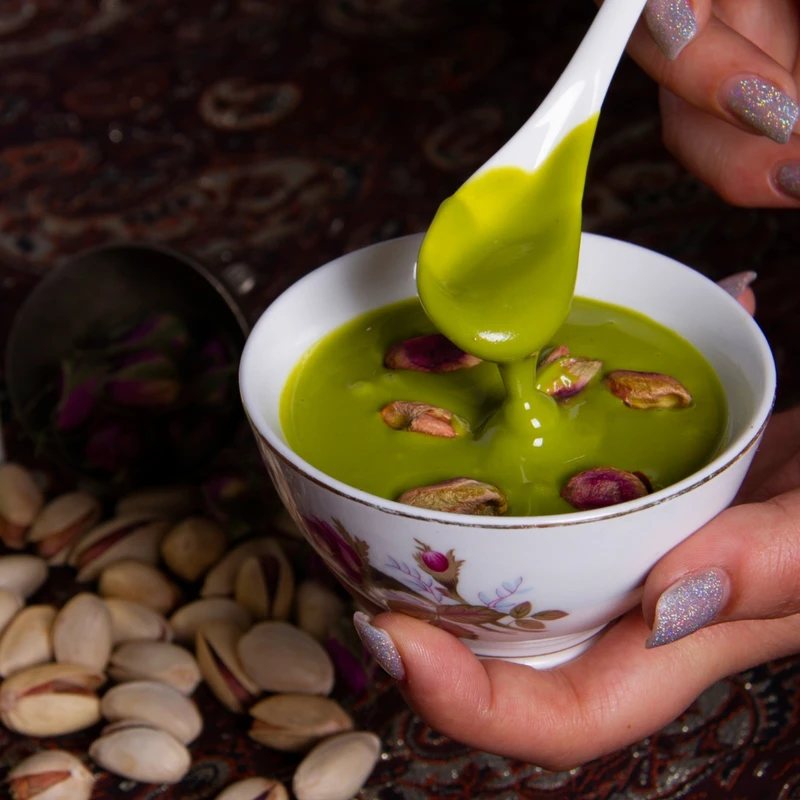 عکس شماره 2 : کرم پسته تارا-250 گرم