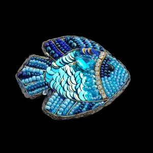 گل سینه زنانه مدل ماهی