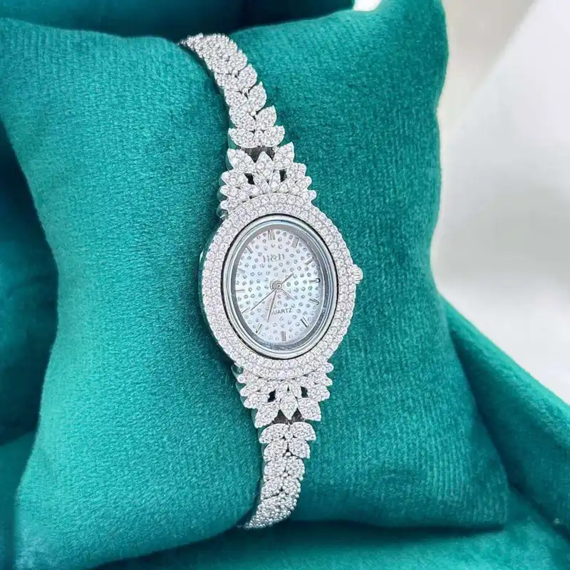 ساعت مچی عقربه ای نقره زنانه مدل BF 11