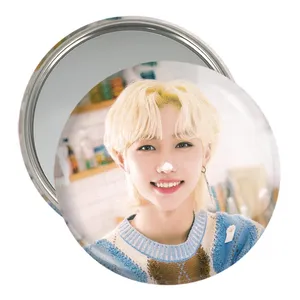 آینه جیبی خندالو مدل فلیکس گروه استری کیدز Stary Kids  کد 16893