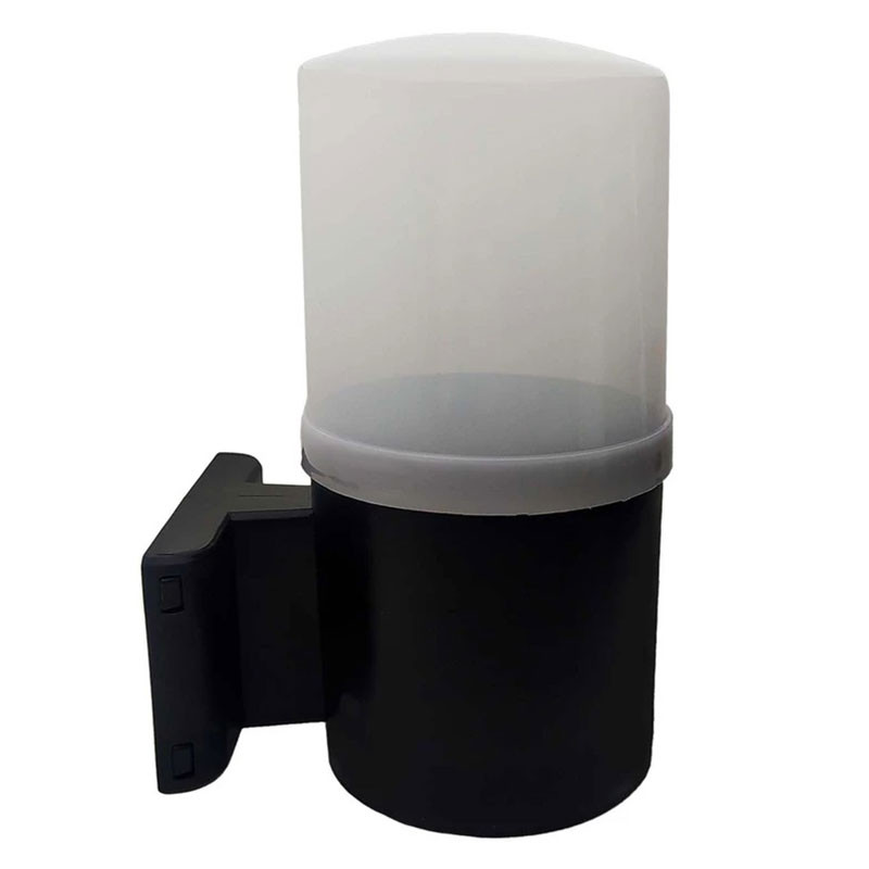 چراغ حیاطی مدل IP44 طرح استوانه بسته 4 عددی چراغ حیاطی مدل IP44 طرح استوانه بسته 4 عددی