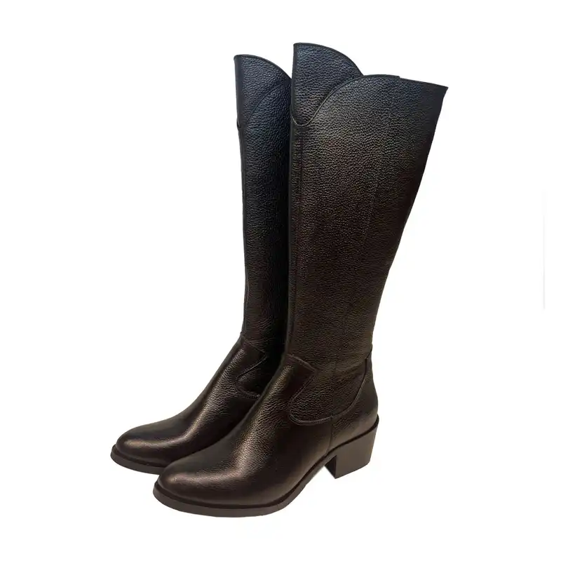 بوت زنانه سرزمین چرم کد 145293 رنگ مشکی