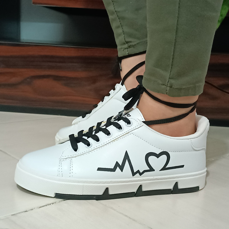 کفش روزمره زنانه مدل ضربان