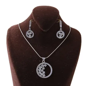 نیم ست نقره زنانه بازرگانی میلادی کد NTR_269