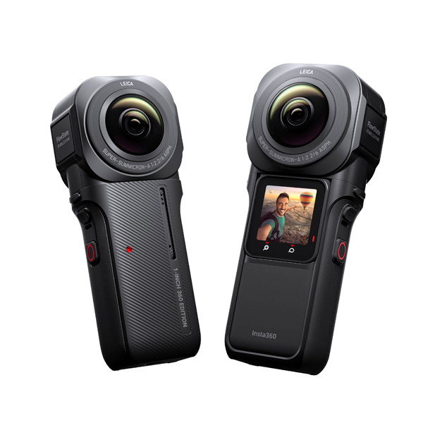 دوربین فیلم برداری ورزشی اینستا 360 مدل  ONE RS 1-INCH 360 EDITION به همراه لوازم جانبی