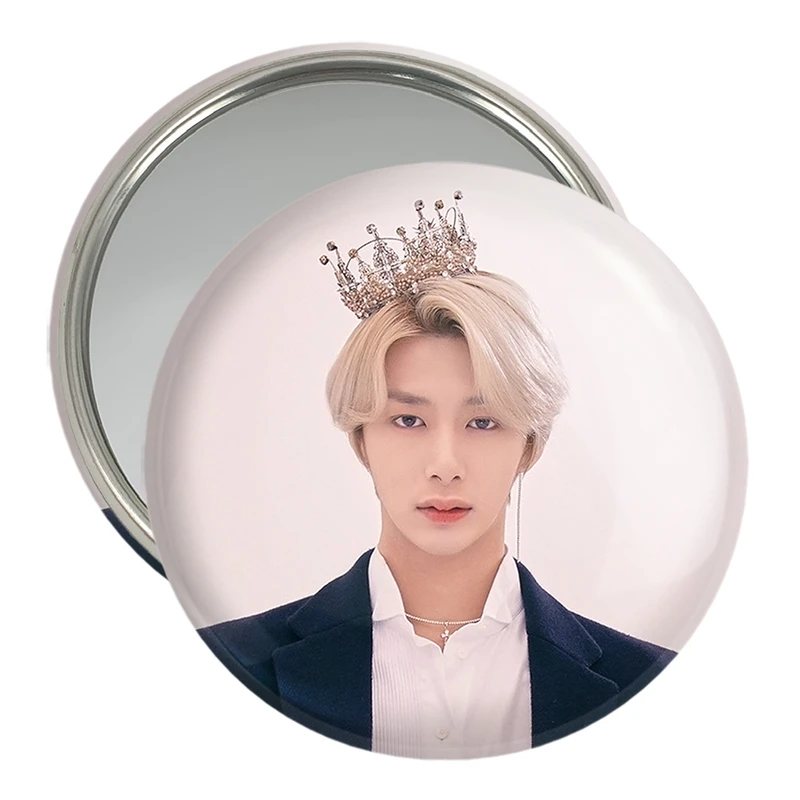آینه جیبی خندالو مدل هیونگ وون گروه مانستا اکس MONSTA X  کد 21175