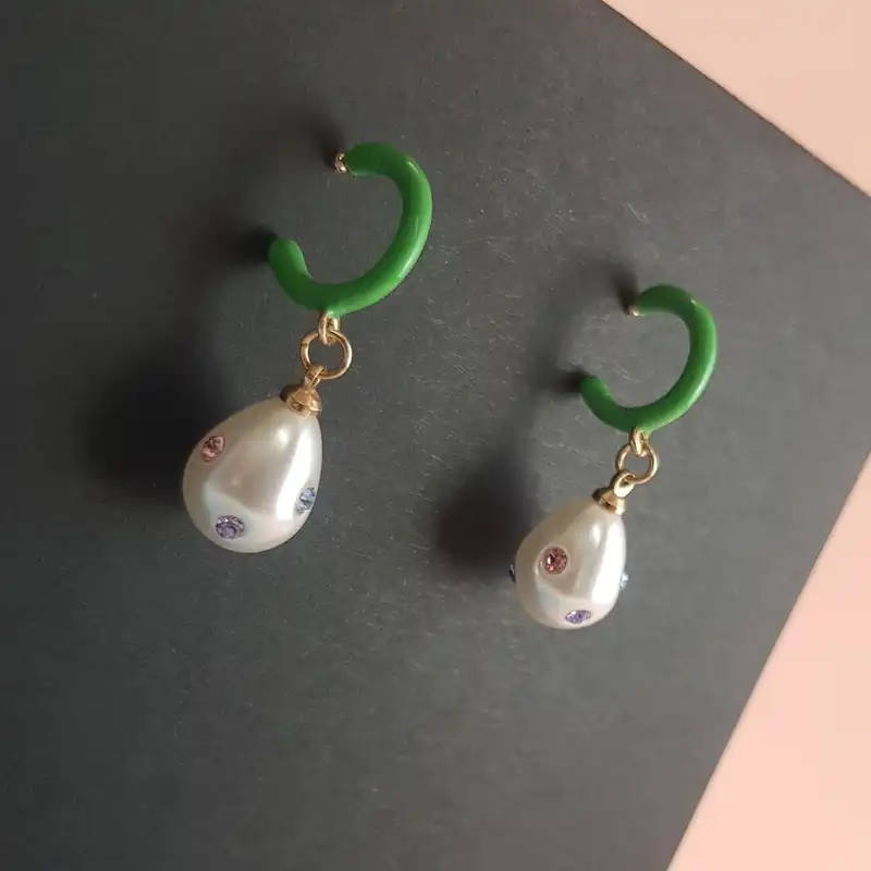 گوشواره زنانه آی ام مدل مروارید نگین دار