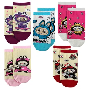 جوراب دخترانه تن پوش هنگامه مدل لبوبو مجموعه 5 عددی