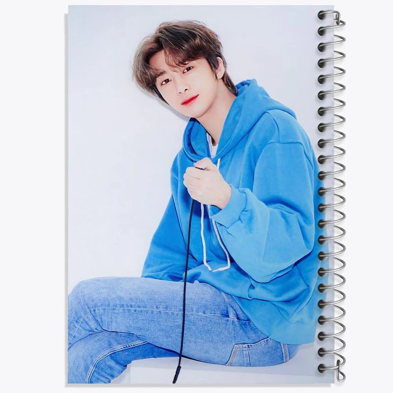 دفتر ژورنال نویسی 50 برگ خندالو مدل نقطه ای طرح هیونگ وون گروه مانستا اکس MONSTA X کد 12255