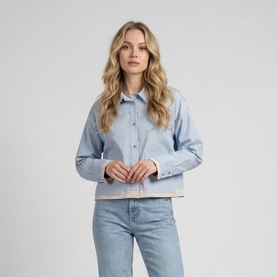 شومیز زنانه کراپ آستین بلند تولیکا مدل 41684 با یقه برگردان، جنس تترون، طرح ساده، تنخور معمولی مناسب استفاده روزمره و مهمانی