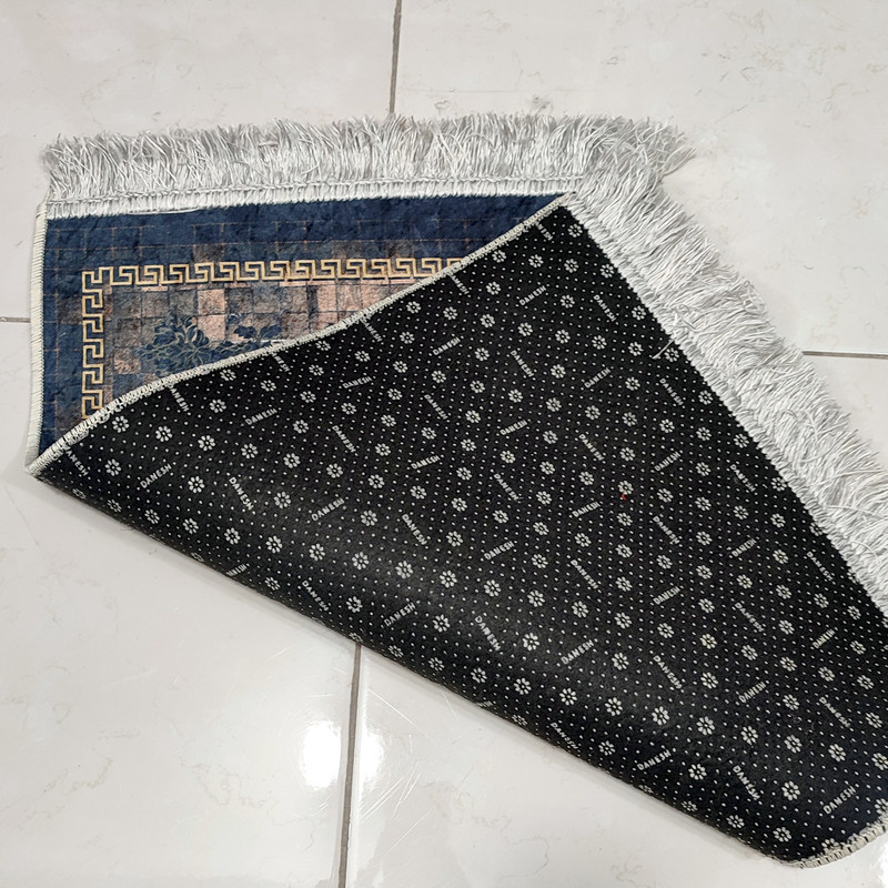 پادری مدل مستطیل کد 105 سایز 75x45 سانتی متر پادری مدل مستطیل کد 105 سایز 75x45 سانتی متر