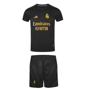 نقد و بررسی ست تی شرت و شلوارک ورزشی پسرانه طرح رئال مادرید مدل بلینگام b2024 توسط خریداران