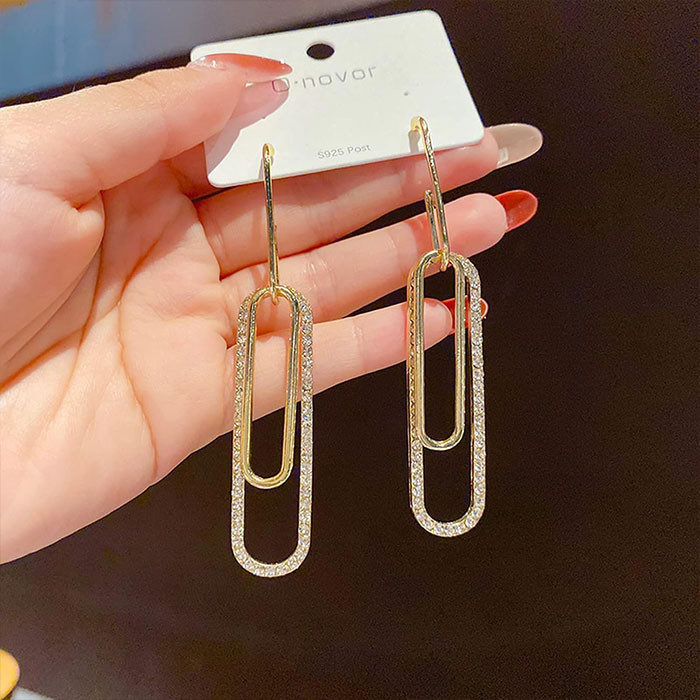 گوشواره آویز زنانه مدل قفل کد s024 گوشواره آویز زنانه مدل قفل کد s024