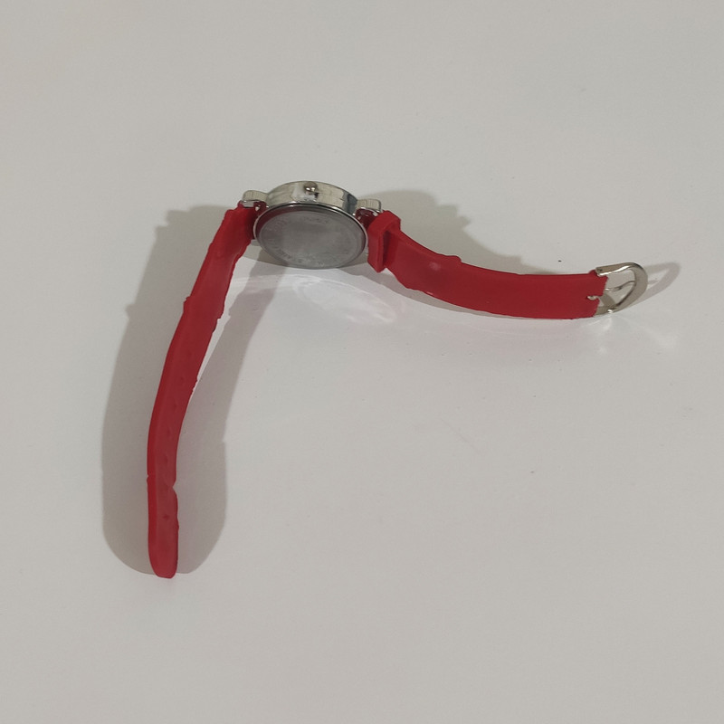 ساعت مچی عقربه ای مدل ds 675 ساعت مچی عقربه ای مدل ds 675