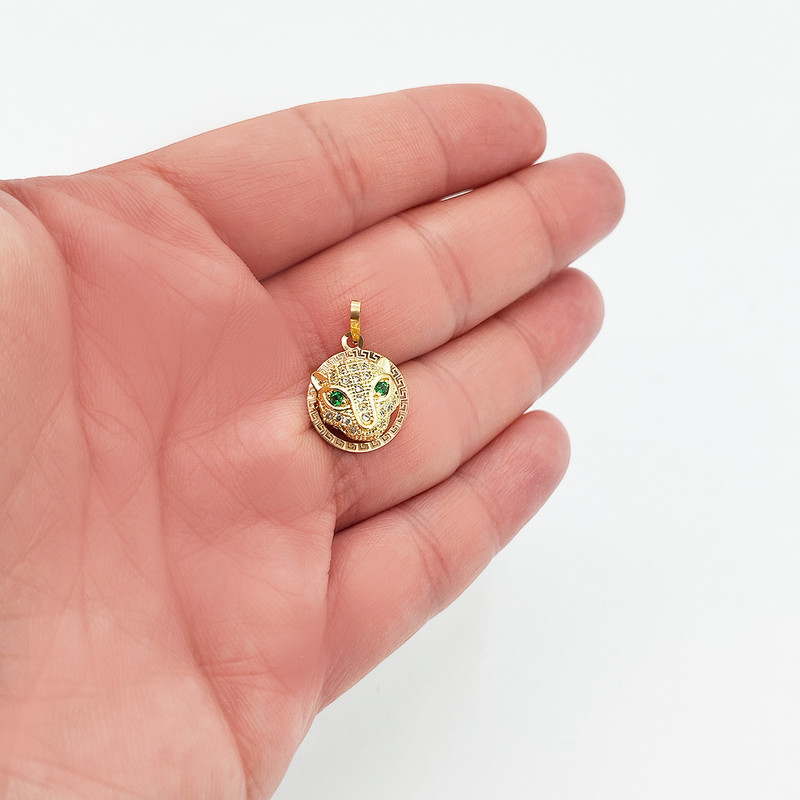 آویز گردنبند طلا 18 عیار زنانه سوزیانا طرح ببر ورساچه آویز گردنبند طلا 18 عیار زنانه سوزیانا طرح ببر ورساچه