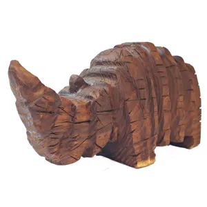 مجسمه چوبی مدل کرگدن