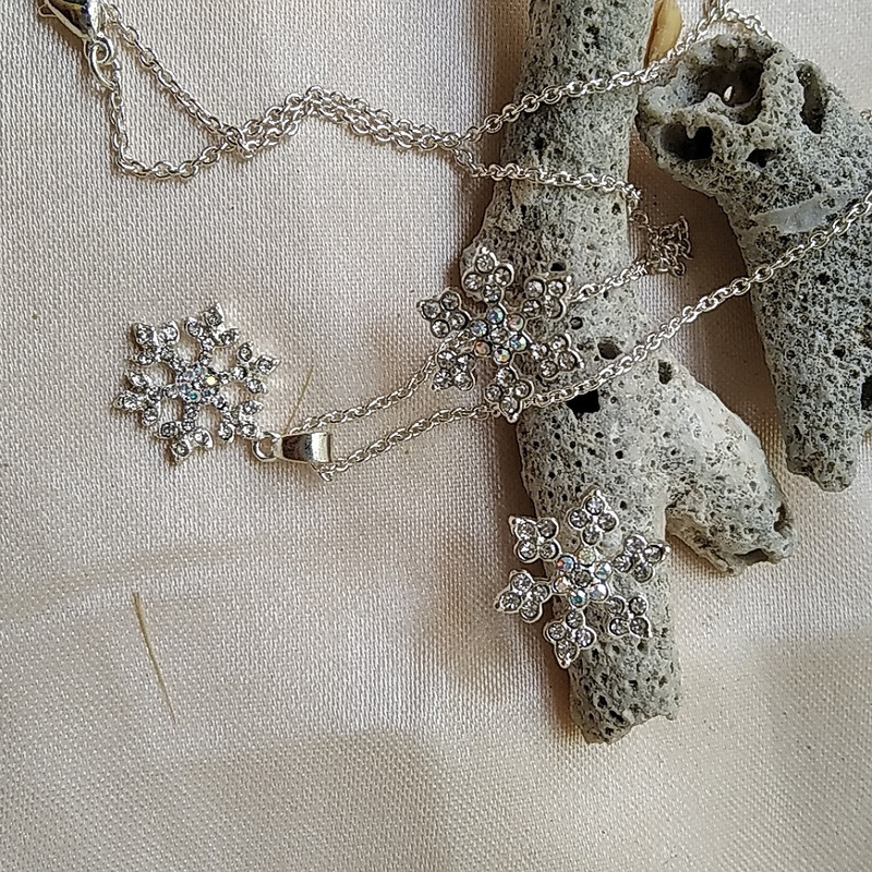 نیم ست زنانه آی ام مدل برف کد B34