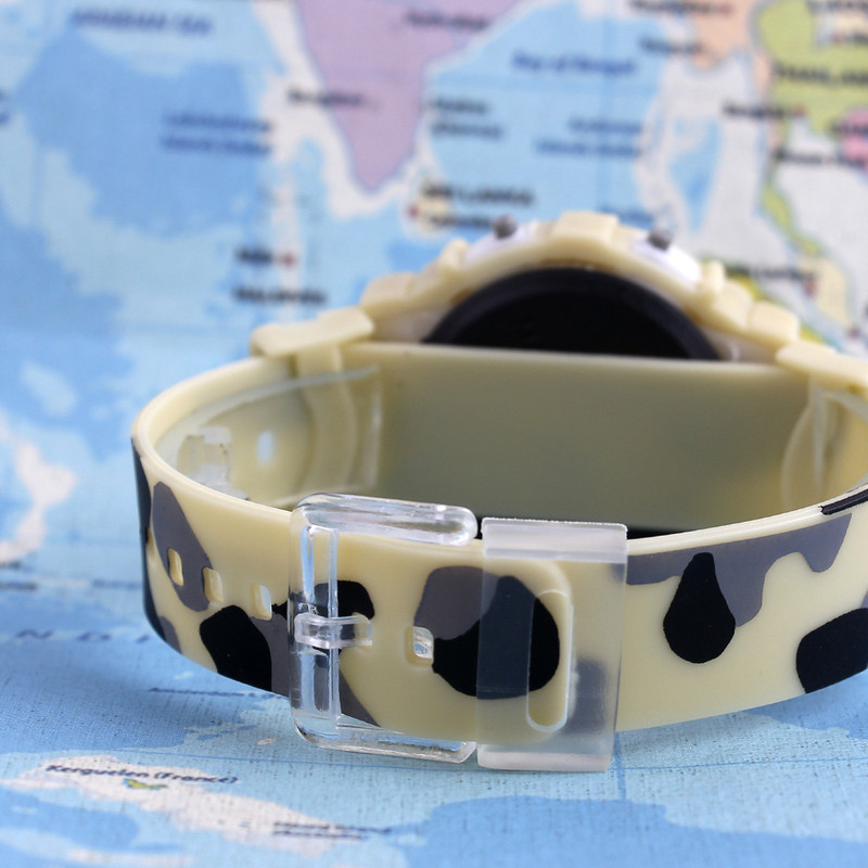 ساعت مچی دیجیتال بچگانه مدل LE 3105 -KE-SE ساعت مچی دیجیتال بچگانه مدل LE 3105 -KE-SE