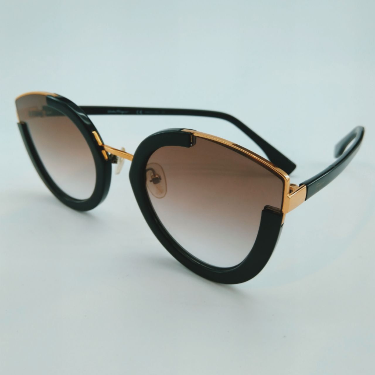 عینک آفتابی زنانه سالواتوره فراگامو مدل SF965S 001 -  - 4
