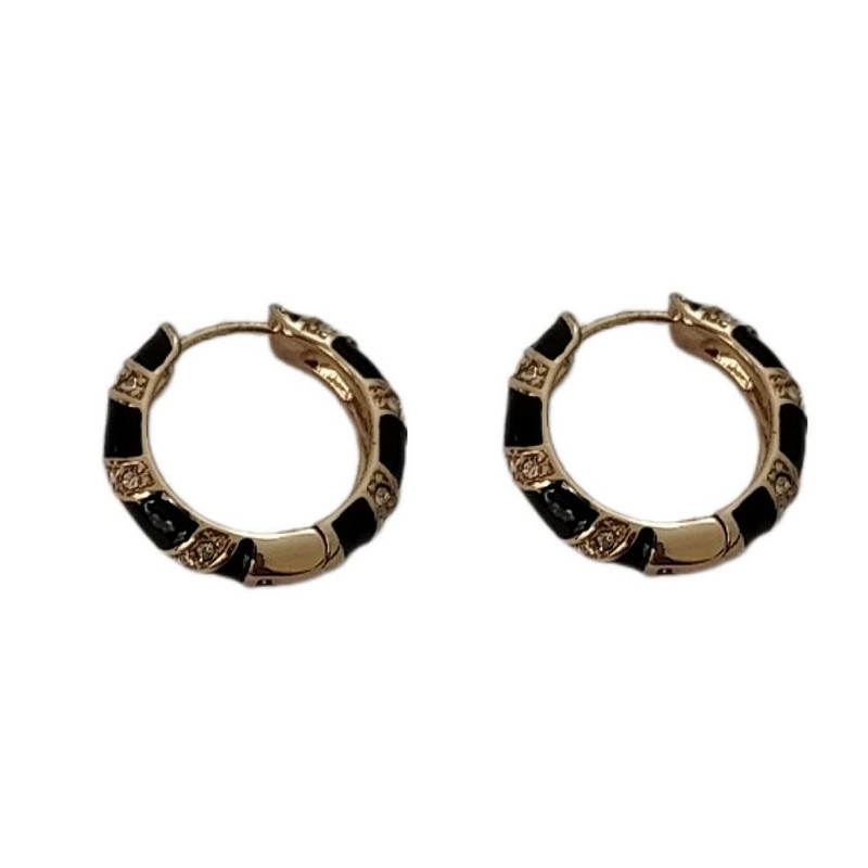 گوشواره زنانه اکسسورایز مدل میناکاری کد B59 گوشواره زنانه اکسسورایز مدل میناکاری کد B59