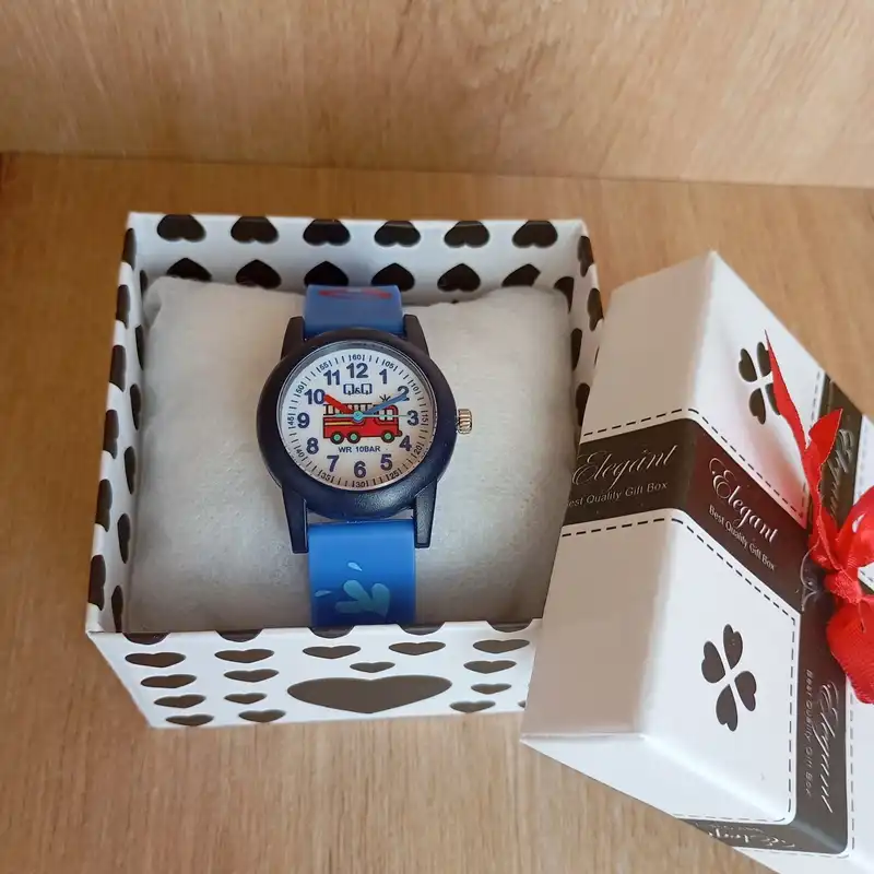 ساعت مچی عقربه ای بچگانه کیو اند کیو مدل VP34J062Y-9