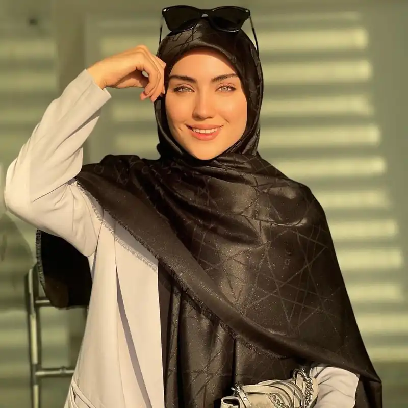 روسری زنانه مدل ابریشم ژاکاردgc140