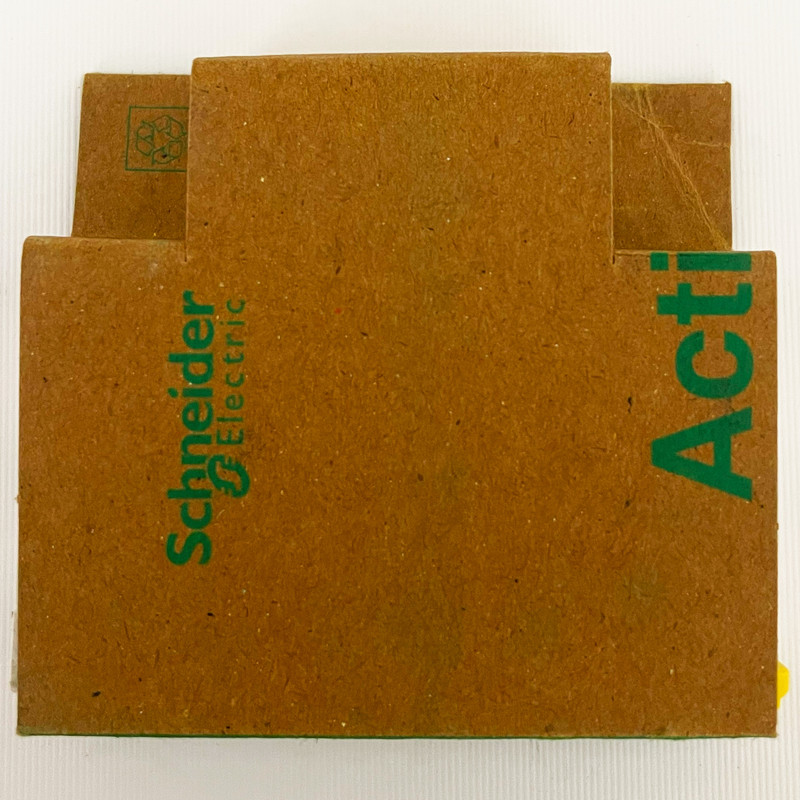 فیوز مینیاتوری تک پل 20 آمپر اشنایدر مدل xC60 Acti9 کد A9N1P20C فیوز مینیاتوری تک پل 20 آمپر اشنایدر مدل xC60 Acti9 کد A9N1P20C