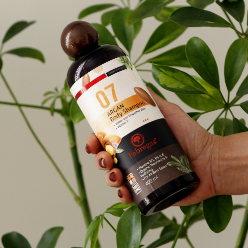شامپو بدن فابریگاس مدل Argan حجم 400 میلی لیتر شامپو بدن فابریگاس مدل Argan حجم 400 میلی لیتر