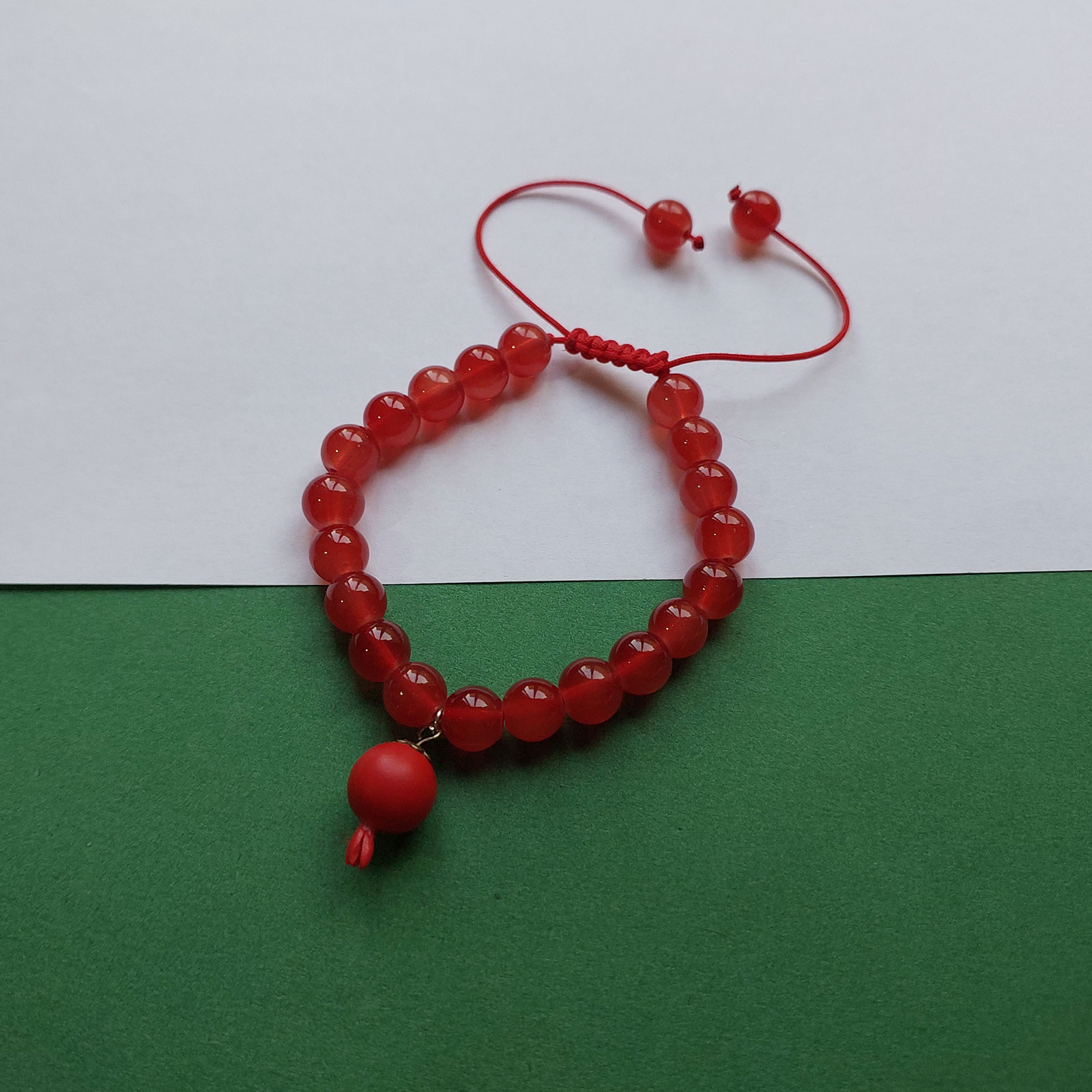 دستبند زنانه مدل شب یلدا آویز انار کد HC134