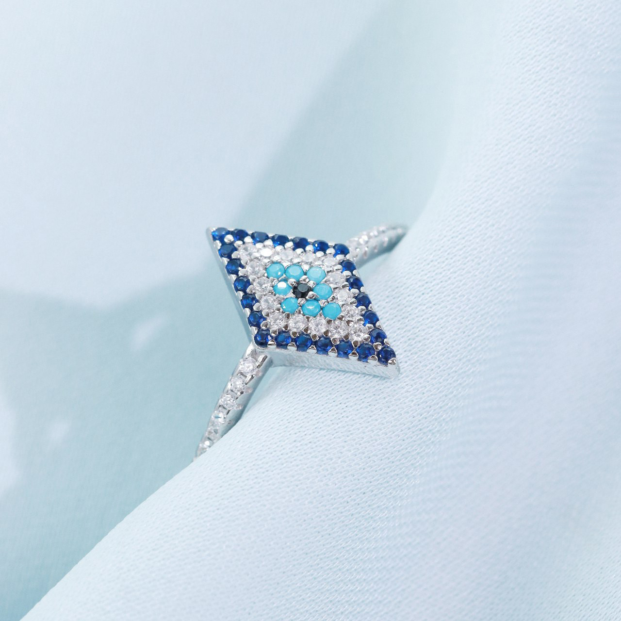 انگشتر نقره زنانه جی تی ای مدل چشم نظر انگشتر نقره زنانه جی تی ای مدل چشم نظر