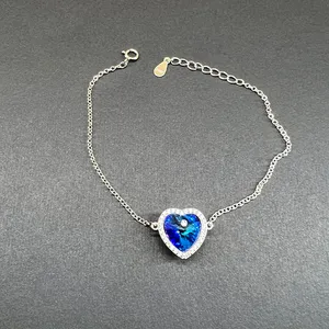 دستبند نقره زنانه سواروسکی مدل قلب کد 489633 