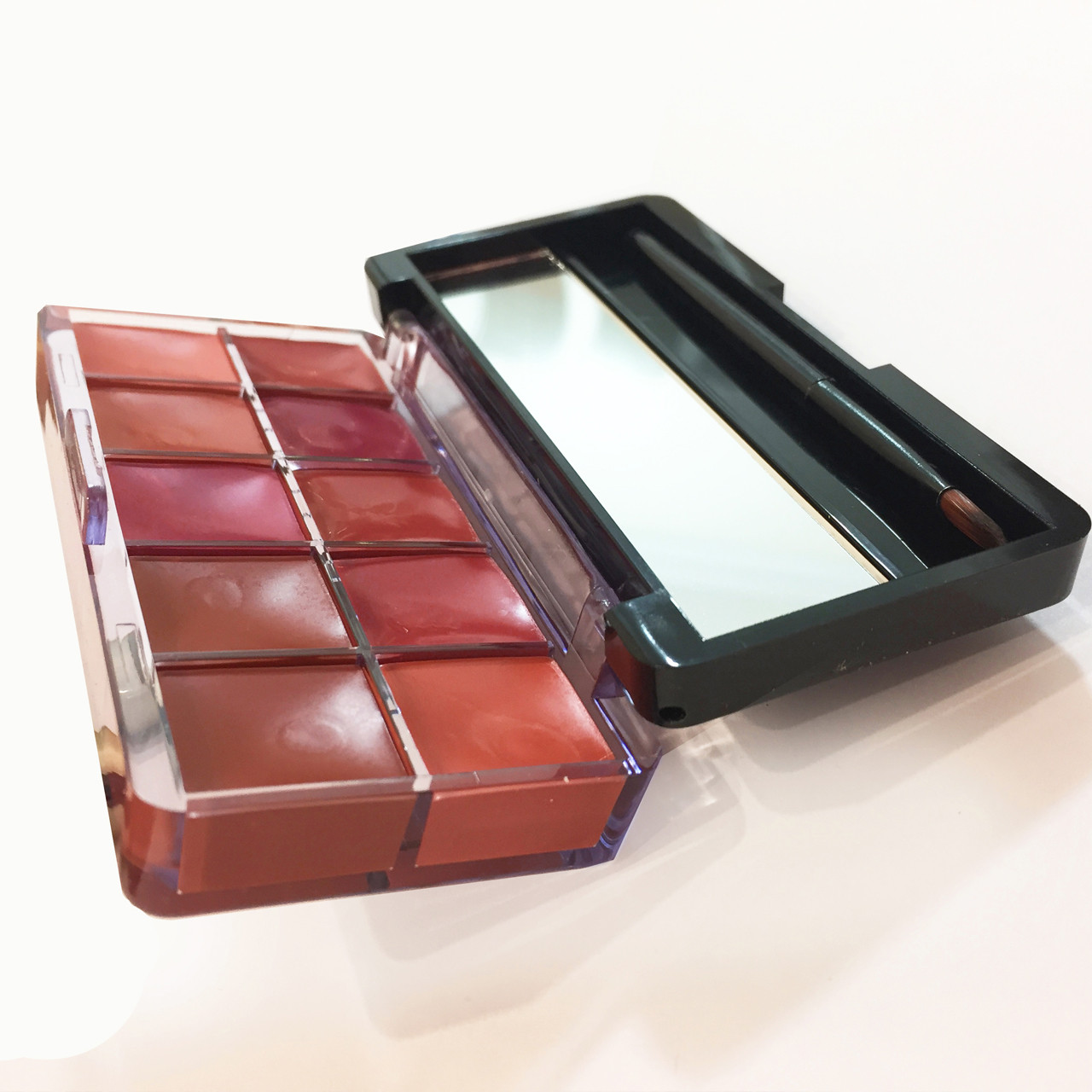 پالت رژ لب رومانا مدل Balm شماره 04