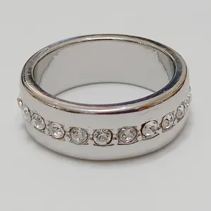 انگشتر زنانه مدل mb3085