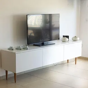 میز تلویزیون مدل 2445 مناسب برای تلویزیون تا 60 اینچ