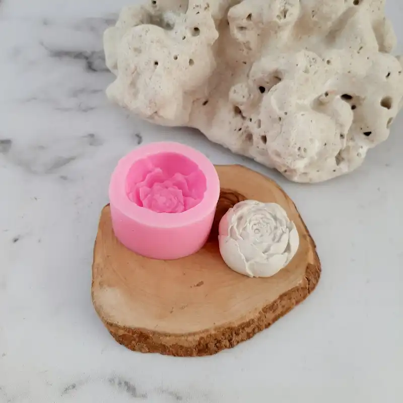 قالب شمع مدل گل پیونی وارمری