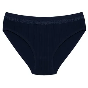 شورت زنانه بتیس مدل نخی کد 5369