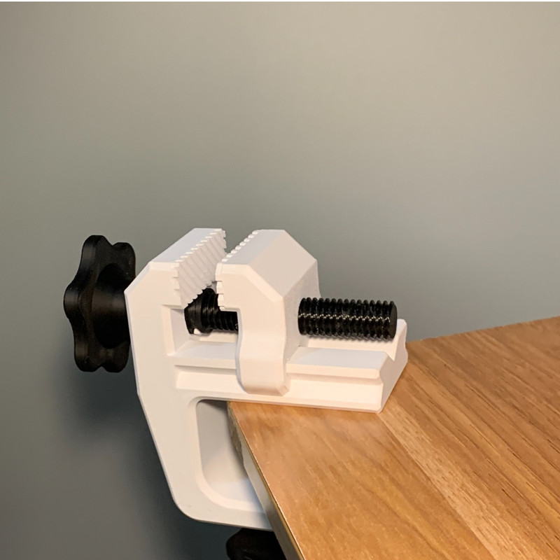 گیره رومیزی مدل plastic desk clamp گیره رومیزی مدل plastic desk clamp