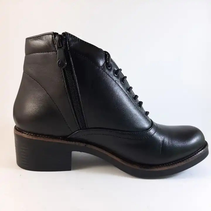 نیم بوت زنانه مدل le.ka
