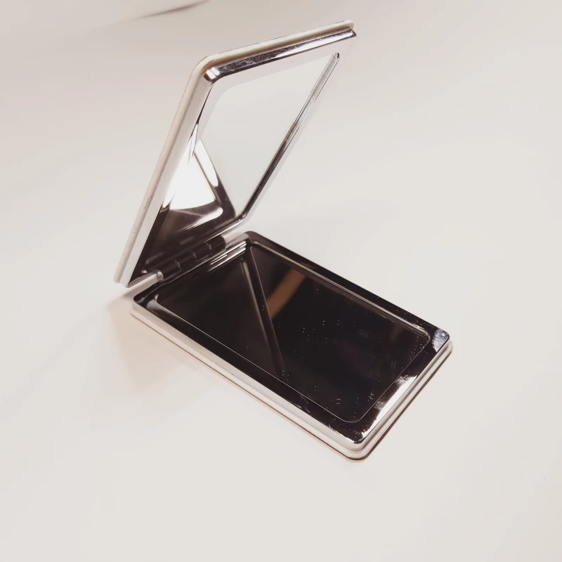 آینه جیبی مدل آکوستیک m1