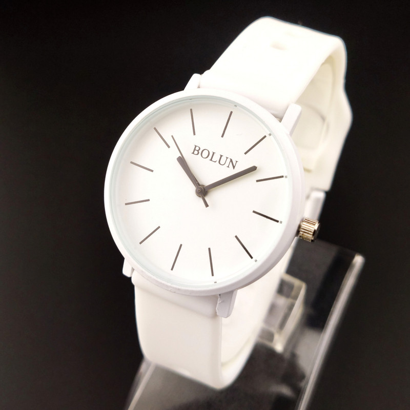 ساعت مچی عقربه ای زنانه بولون مدل BW3319