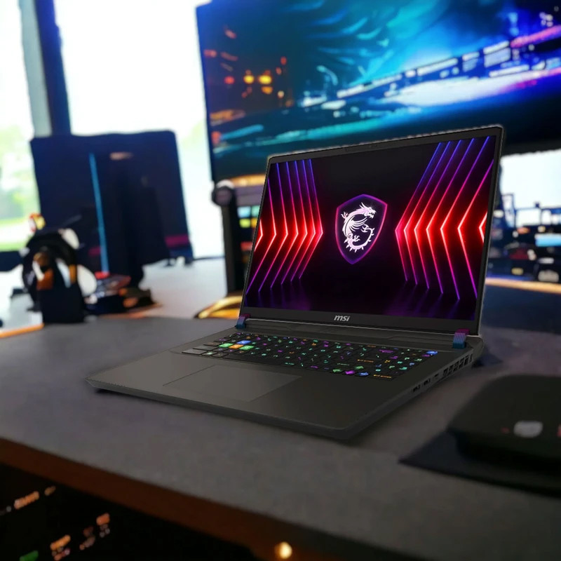 لپ تاپ 17 اینچی ام اس آی مدل Vector 17 HX A14VGG-i9 14900HX-64GB DDR5-2TB SSD-RTX4070-QHD