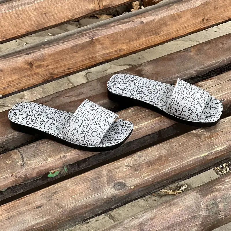 دمپایی زنانه کد Gy-9002