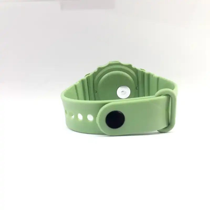 ساعت مچی دیجیتال مدل شب نما کد 2020