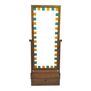 آینه مدل کنار سالنی