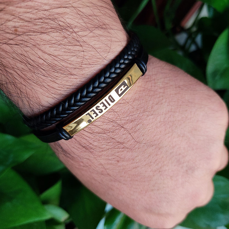 دستبند مردانه کد HS08 دستبند مردانه کد HS08